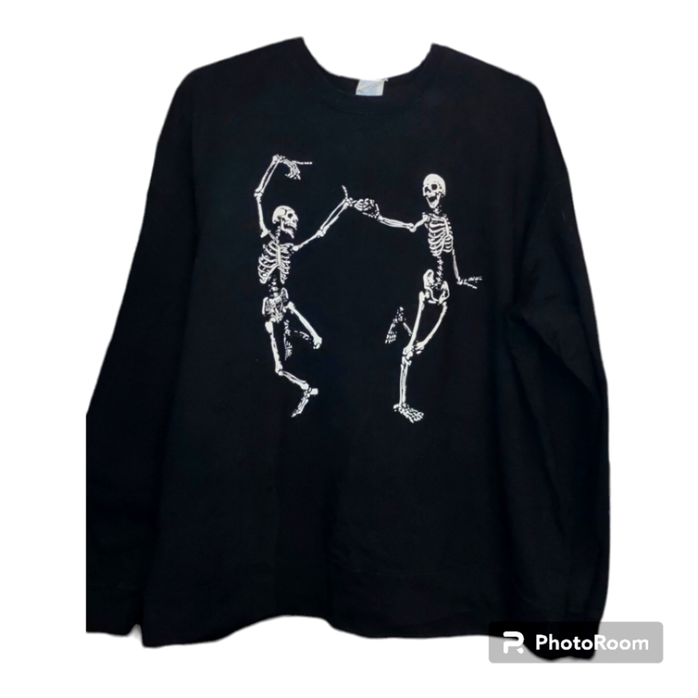 Black Oversized sweatshirt with dancing skeletons